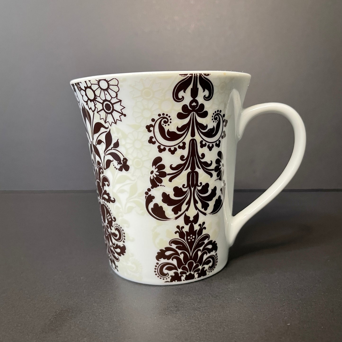 Stokes Manoir Teacup