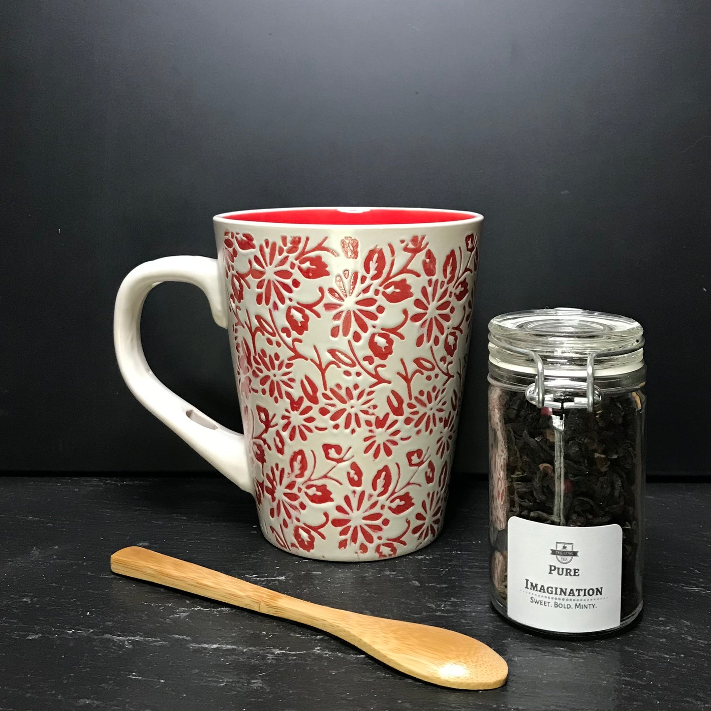 Red & White Floral Teacup