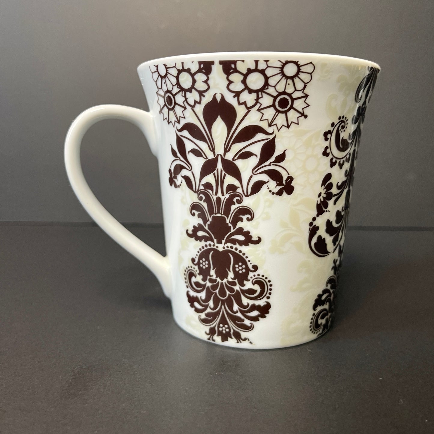 Stokes Manoir Teacup