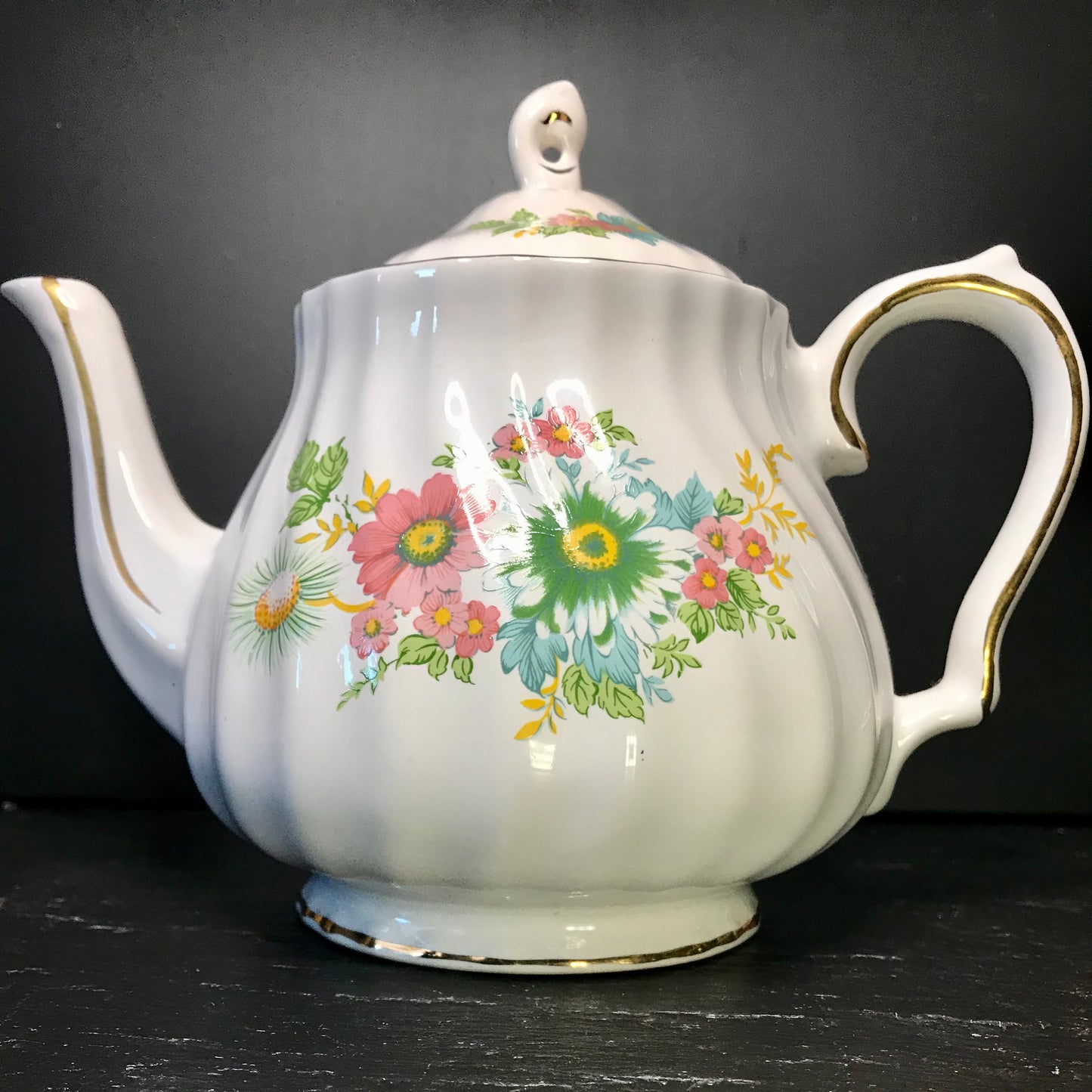 Vintage Sadler Windsor Floral Teapot