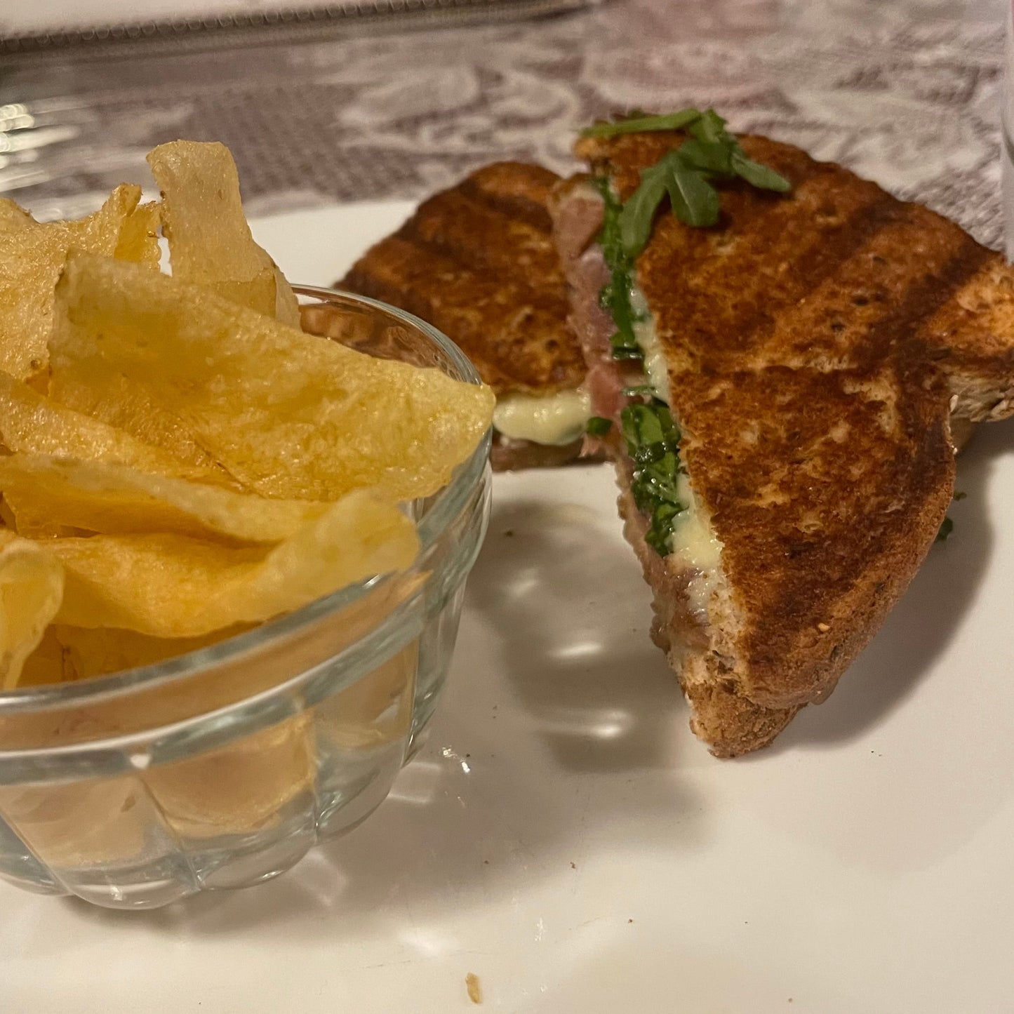 Harvest Gold Press with Prosciutto, Aged Cheddar, Argula | The Cove Tea Co
