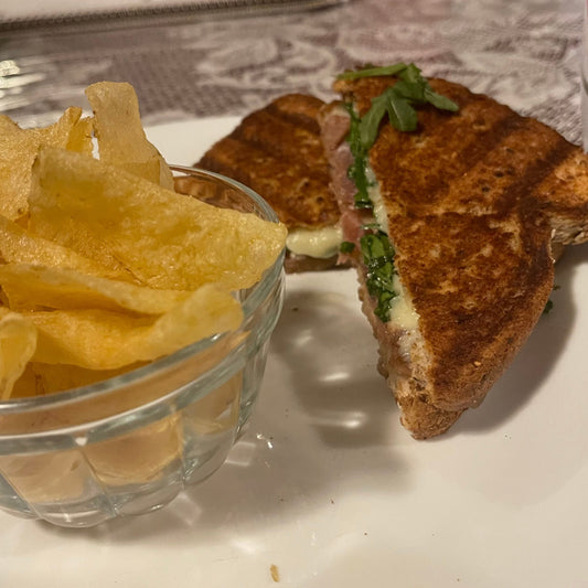 Harvest Gold Press with Prosciutto, Aged Cheddar, Argula | The Cove Tea Co