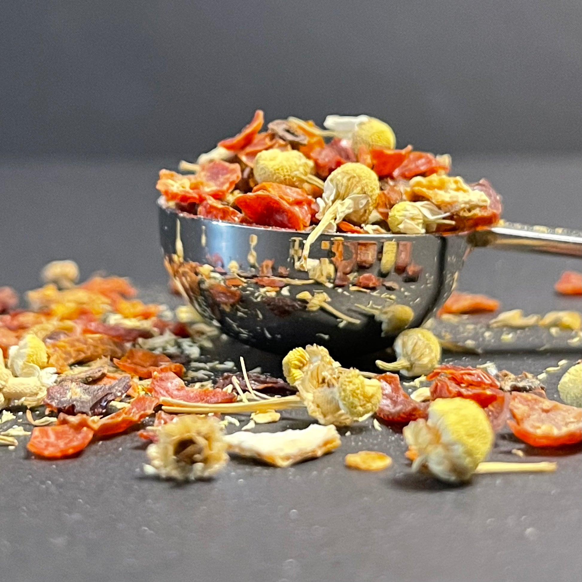 Calming Ginseng | Organic Chamomile Rosehip Loose Leaf Tea | The Cove Tea Company